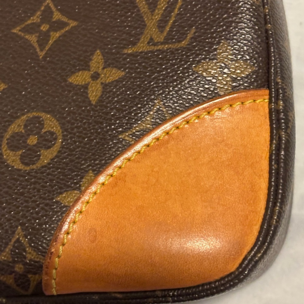 LOUIS VUITTON Monogram Boulogne 30 Shoulder Bag - Picture 8 of 15